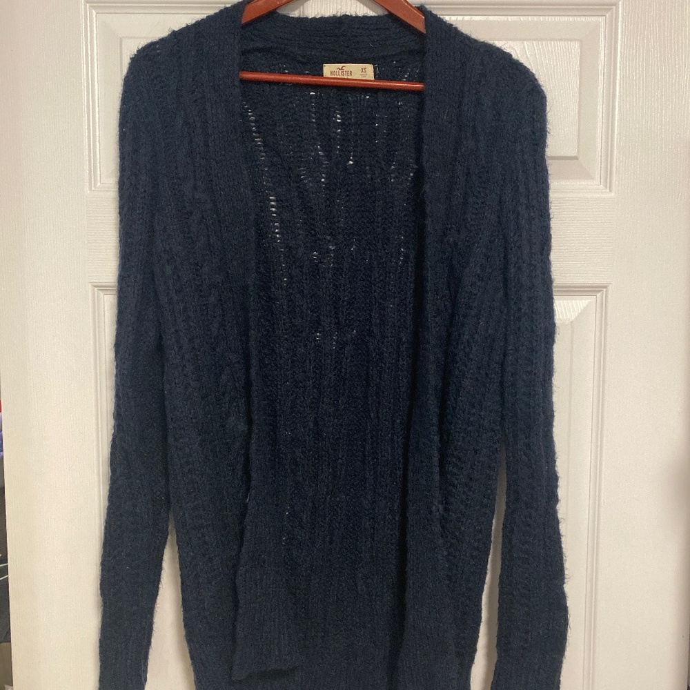 Hollister sweater